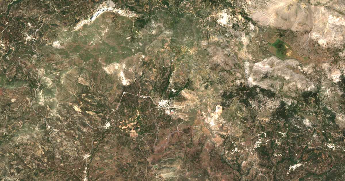Satellitenkarte von Loutrákion
