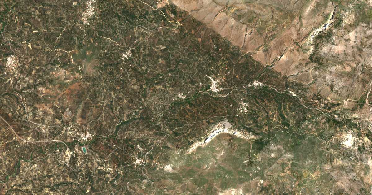 Satellitenkarte von Thomadianón