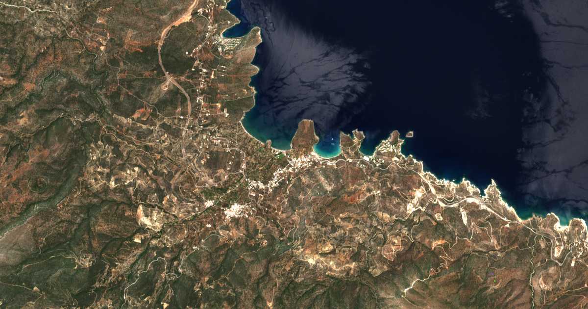 Satellitenkarte von Ístron