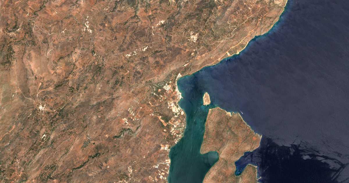 Satellitenkarte von Pláka