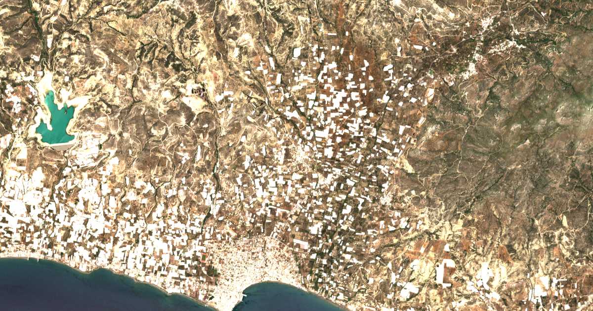 Satellitenkarte von Kentríon