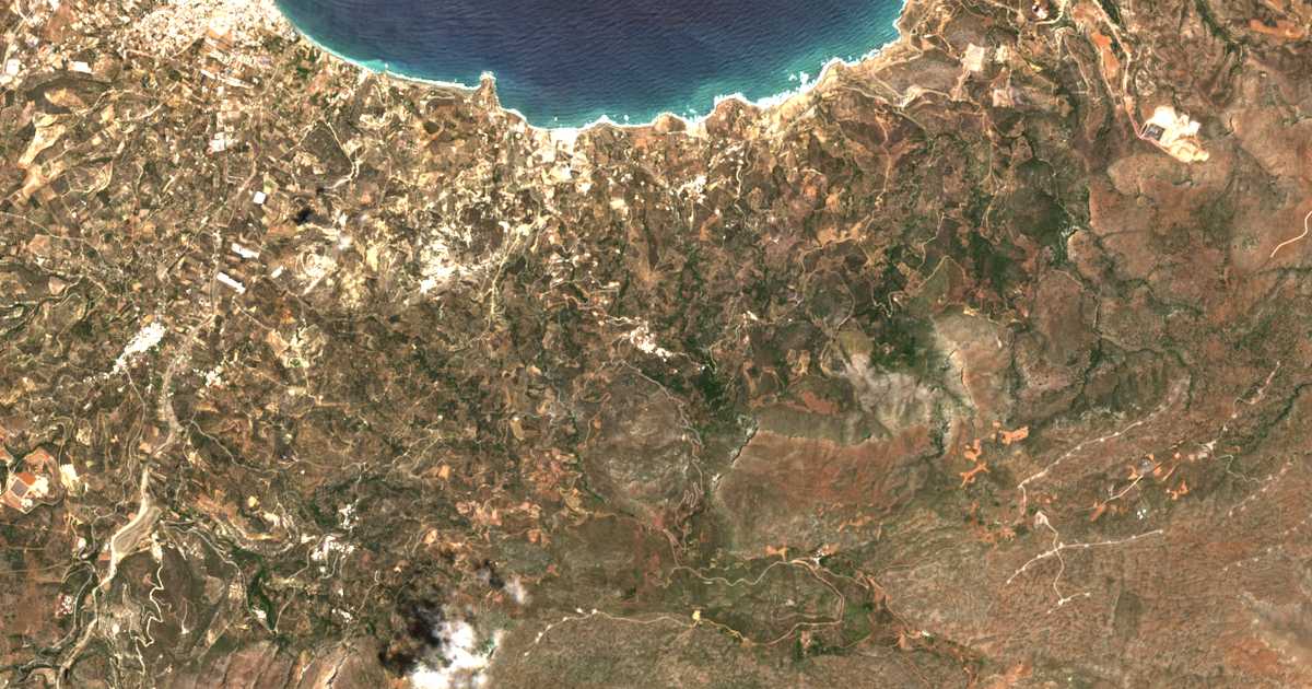 Satellitenkarte von Roússa Ekklisía