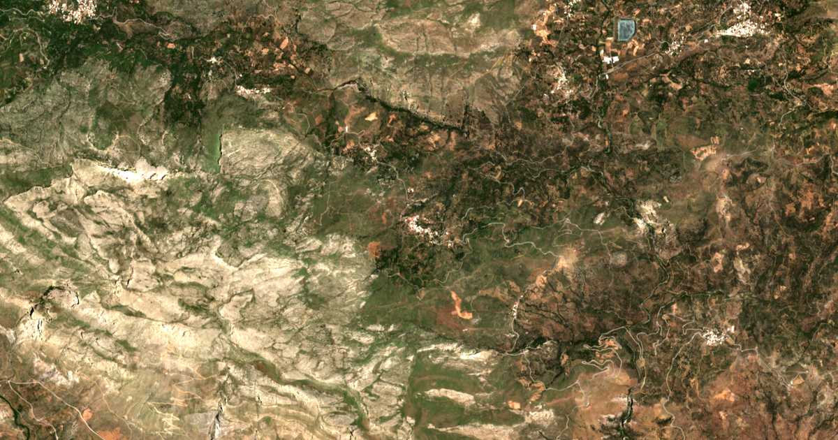 Satellitenkarte von Áno Méros