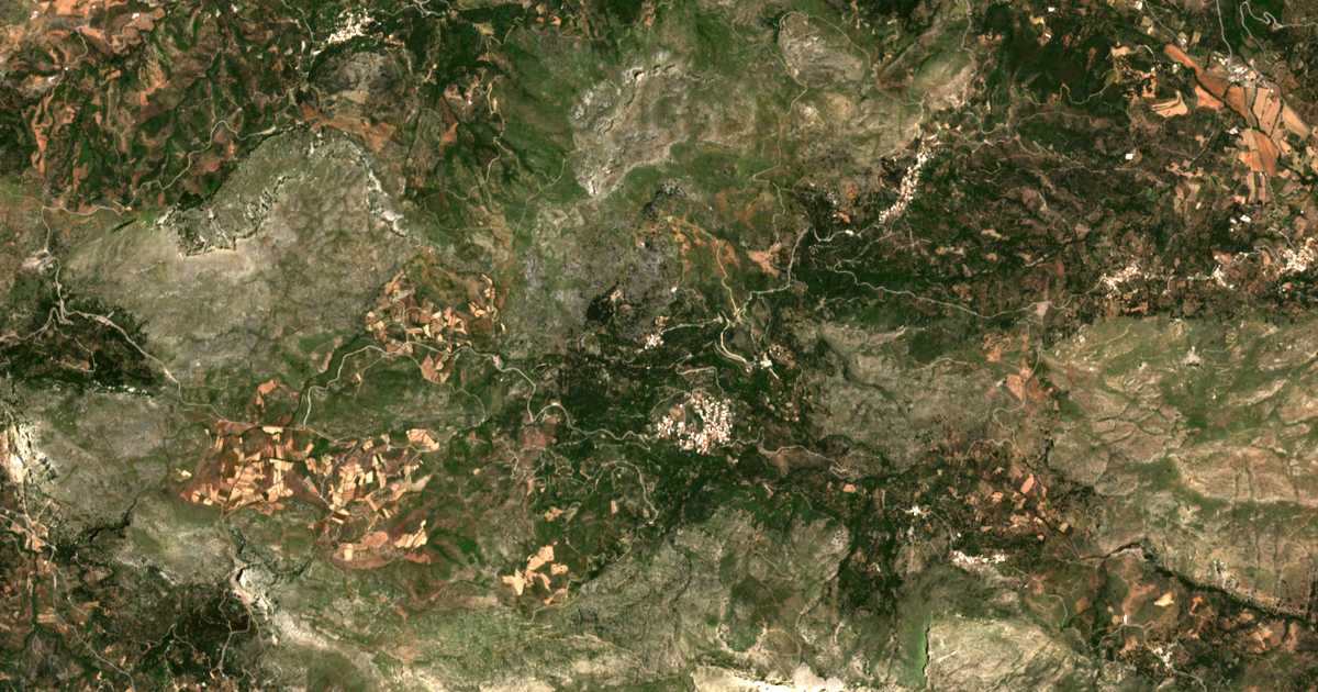 Satellitenkarte von Mesonísia