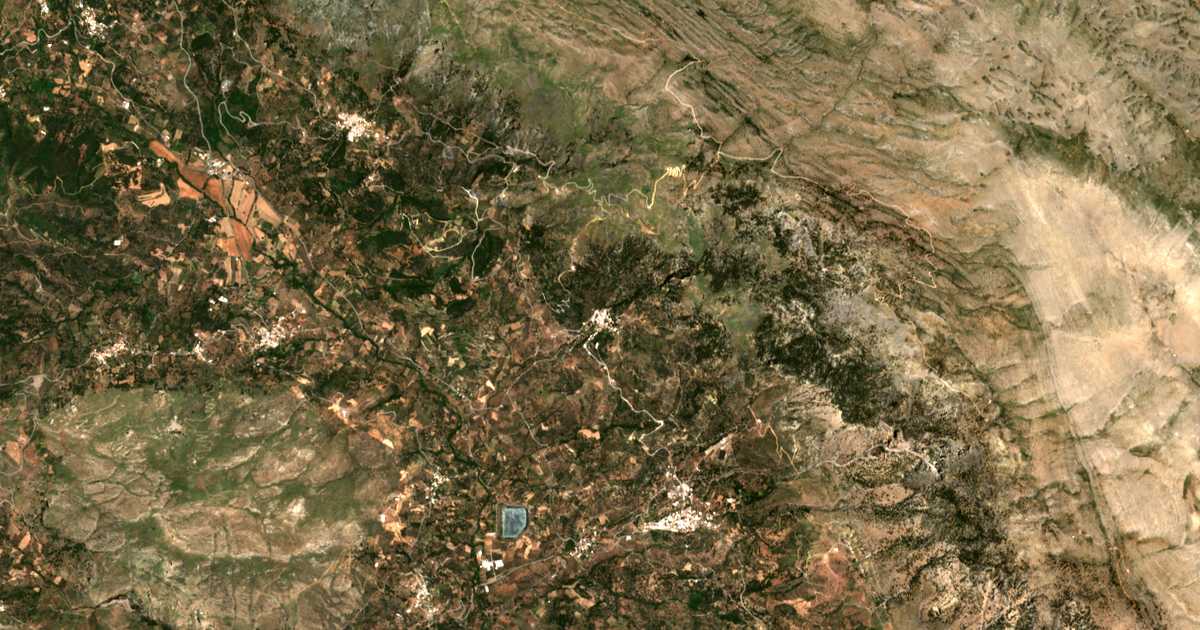 Satellitenkarte von Platánia