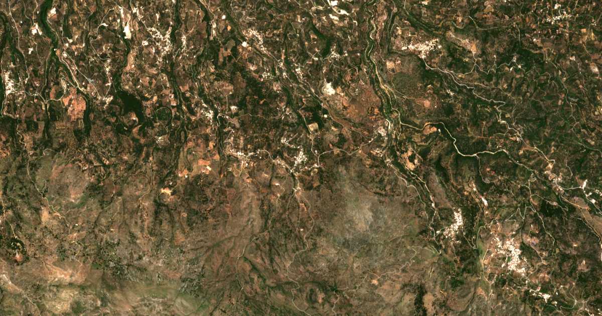 Satellitenkarte von Ágios Mámas