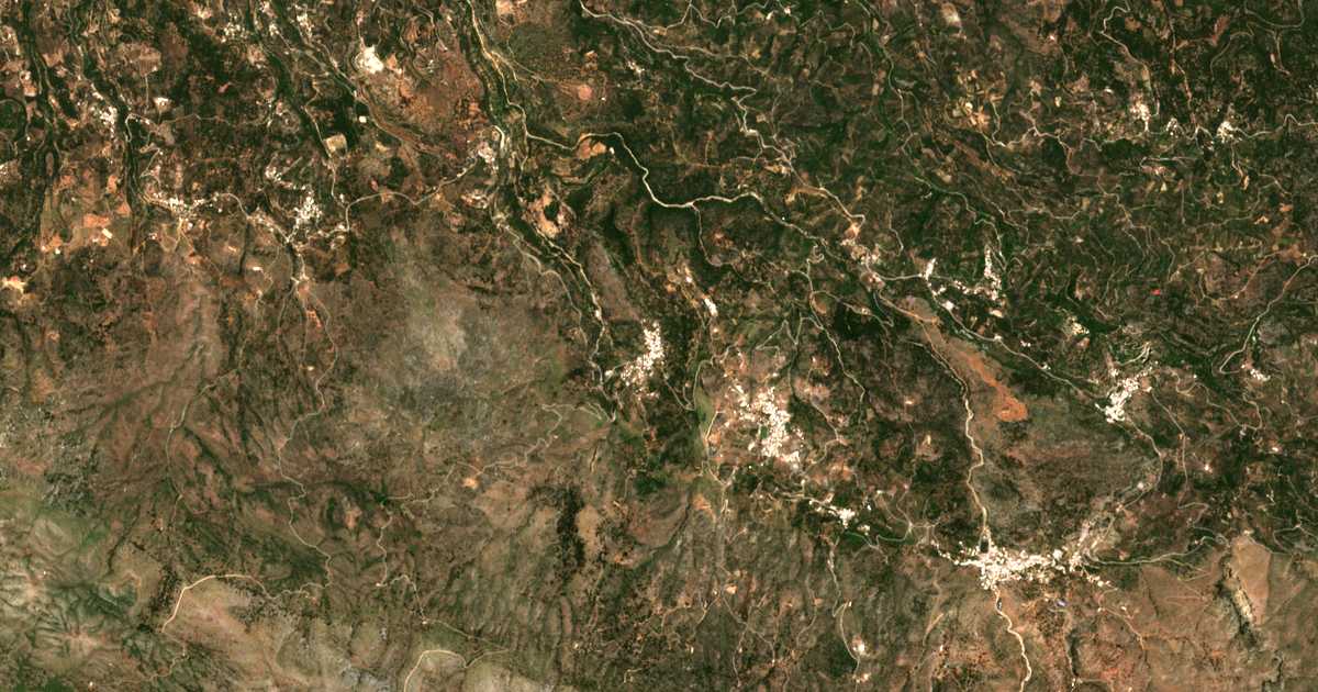 Satellitenkarte von Kályvos