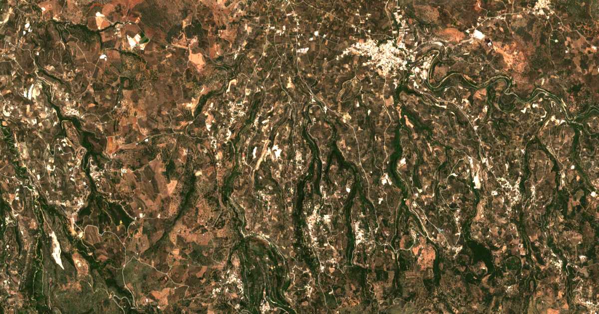 Satellitenkarte von Plevrianá