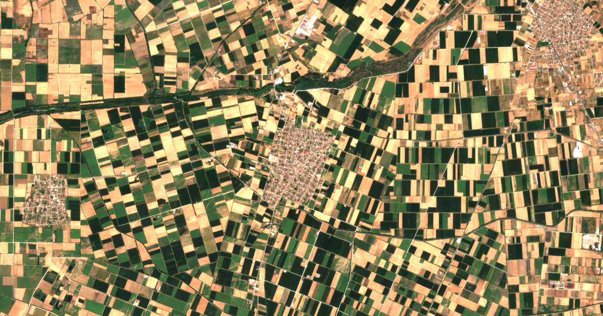 Satellitenkarte von Kalampákion