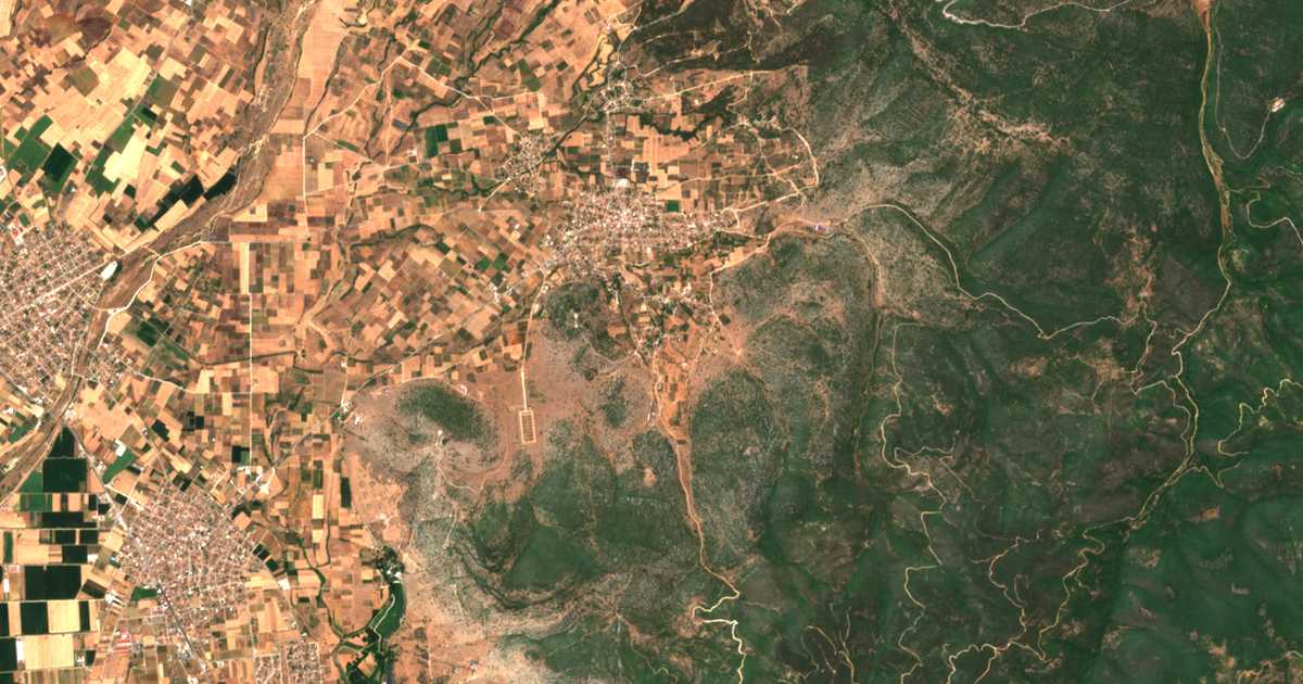 Satellitenkarte von Vathýspilon