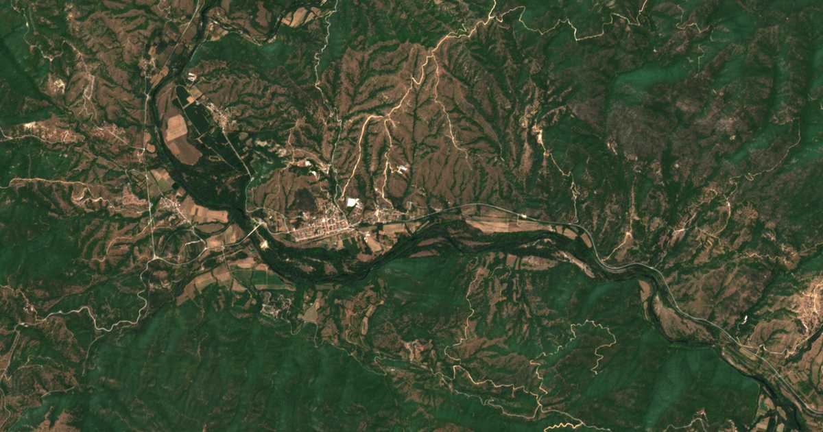 Satellitenkarte von Káto Thólos