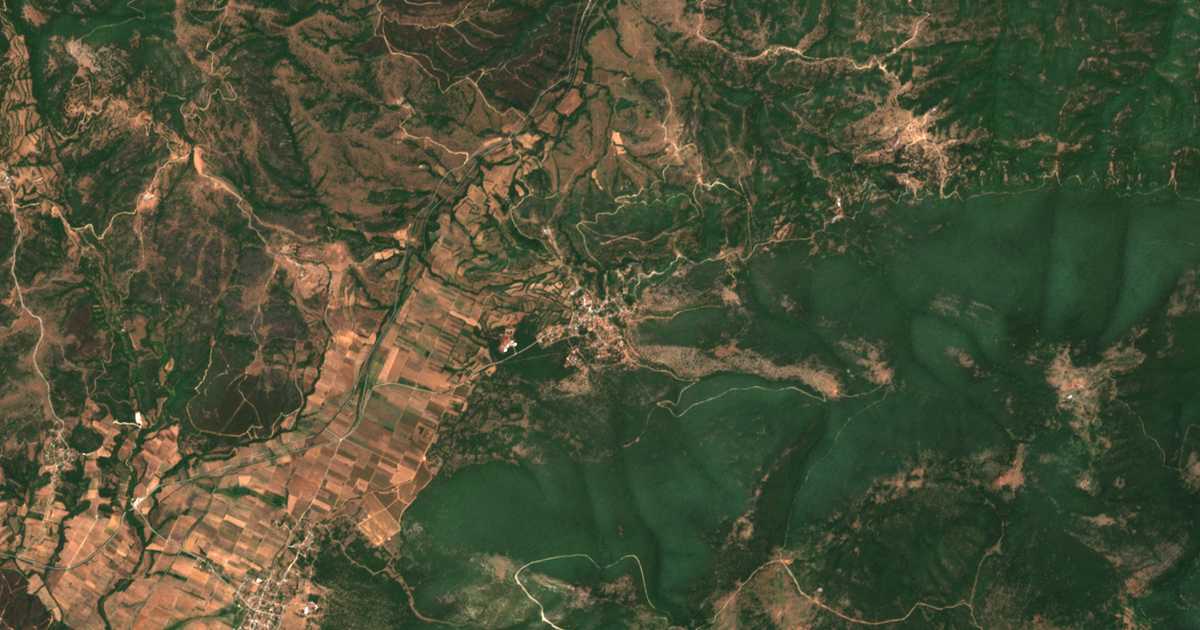 Satellitenkarte von Pteléa
