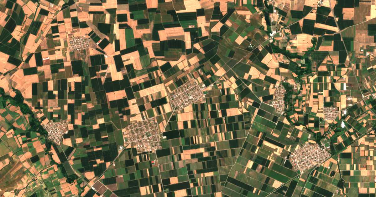 Satellitenkarte von Argyroúpolis