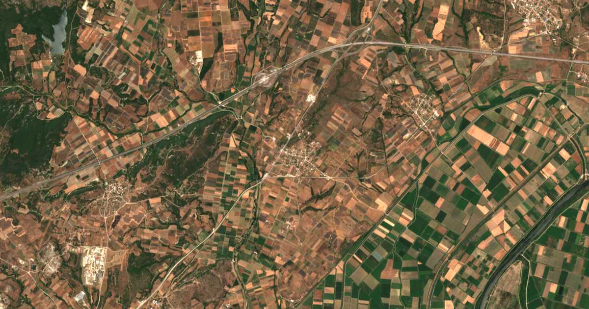 Satellitenkarte von Ardánion
