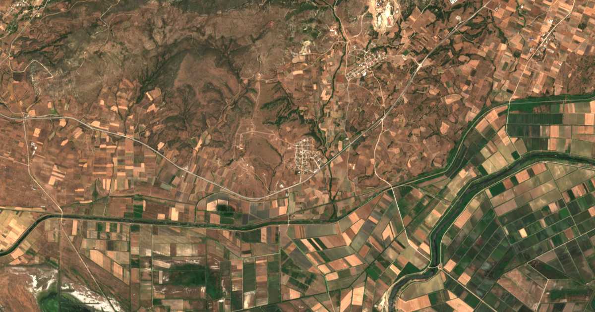 Satellitenkarte von Monastirákion