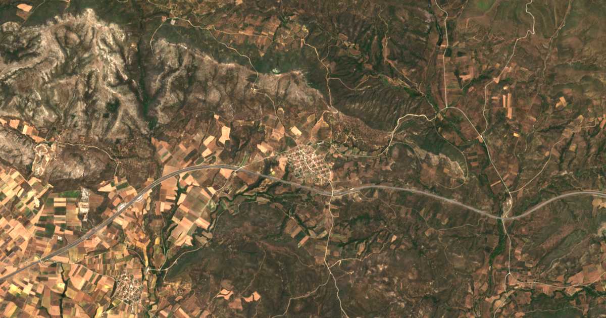 Satellitenkarte von Nípsa