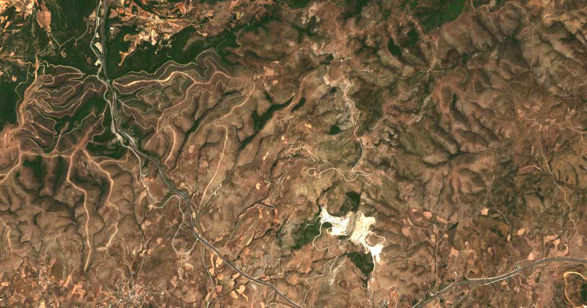 Satellitenkarte von Pláka