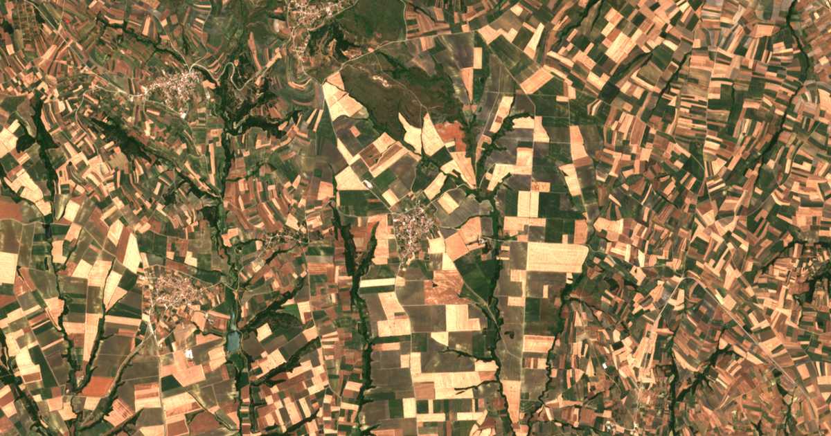 Satellitenkarte von Chionádes