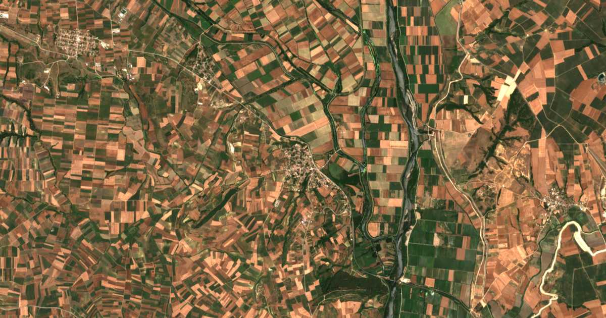 Satellitenkarte von Pythio