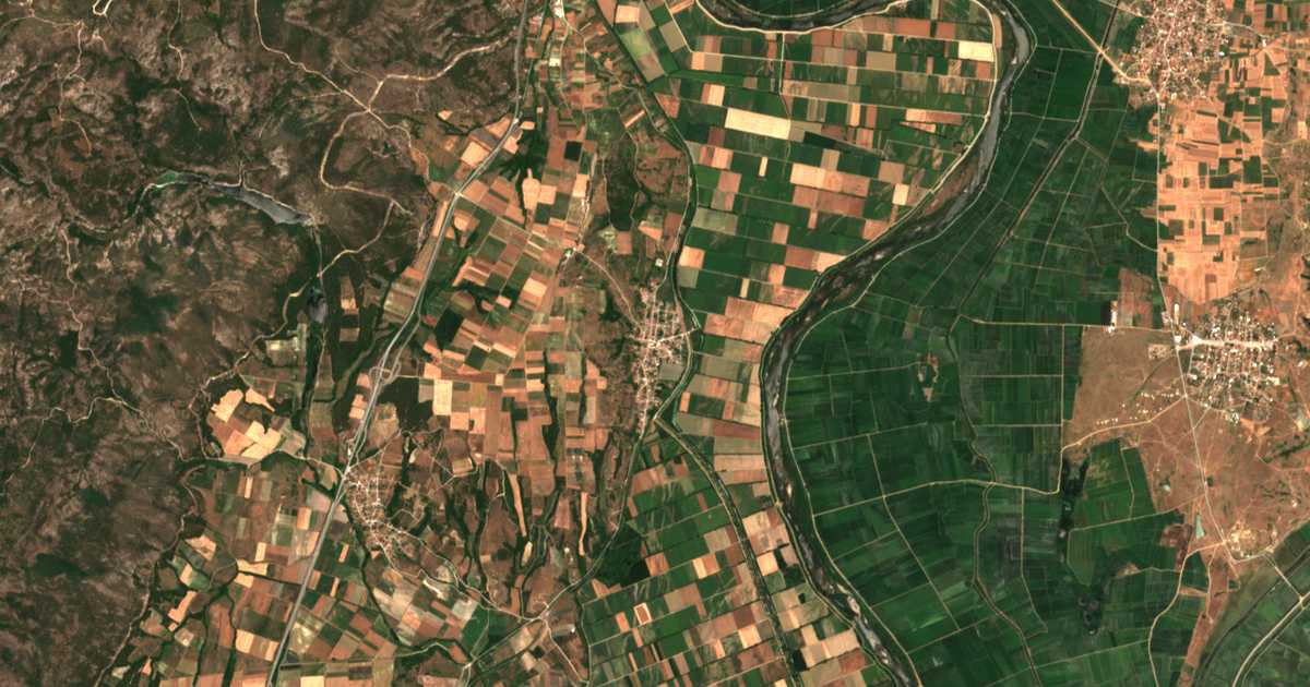 Satellitenkarte von Lagyná