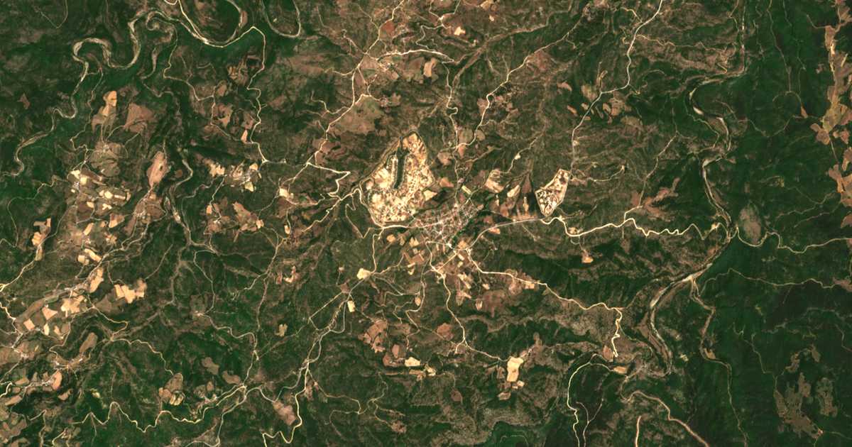 Satellitenkarte von Méga Déreion