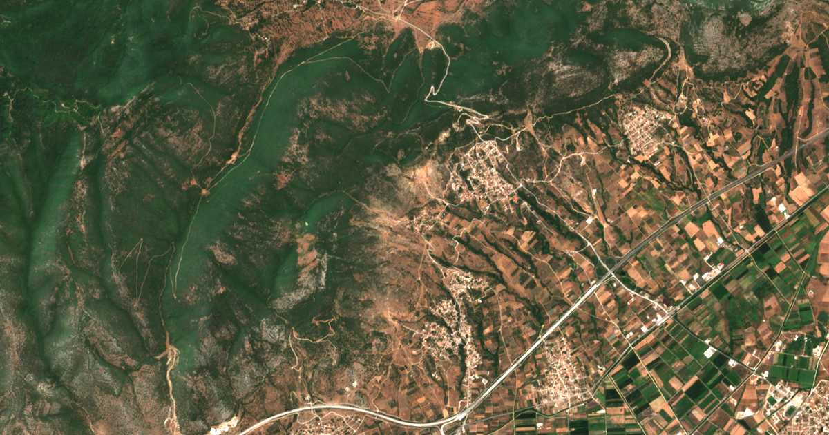 Satellitenkarte von Ekáli