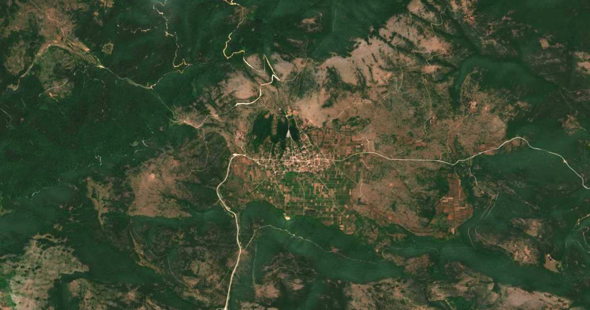 Satellitenkarte von Lekáni