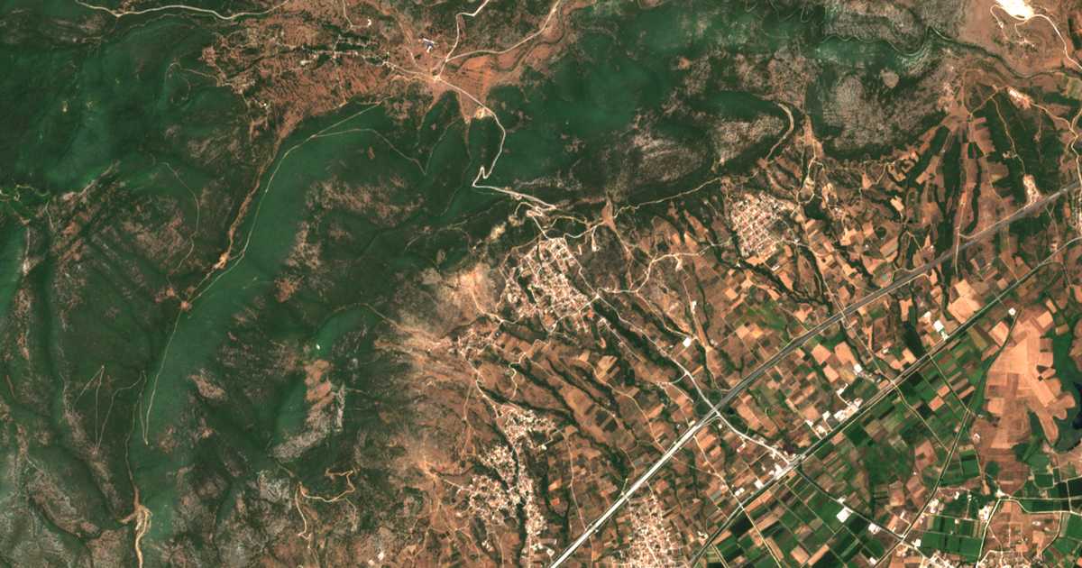 Satellitenkarte von Zarkadiá