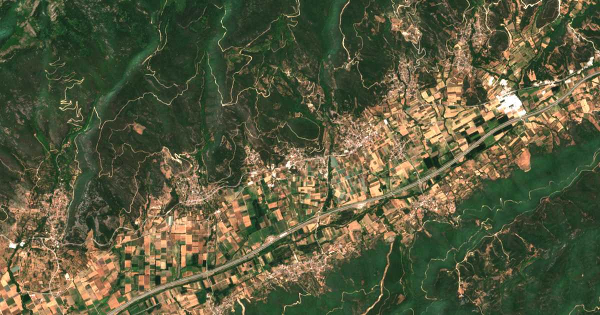 Satellitenkarte von Melissokomeíon