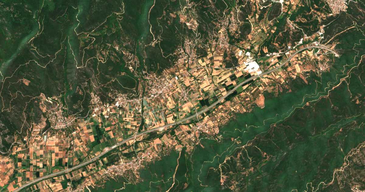 Satellitenkarte von Mesiá
