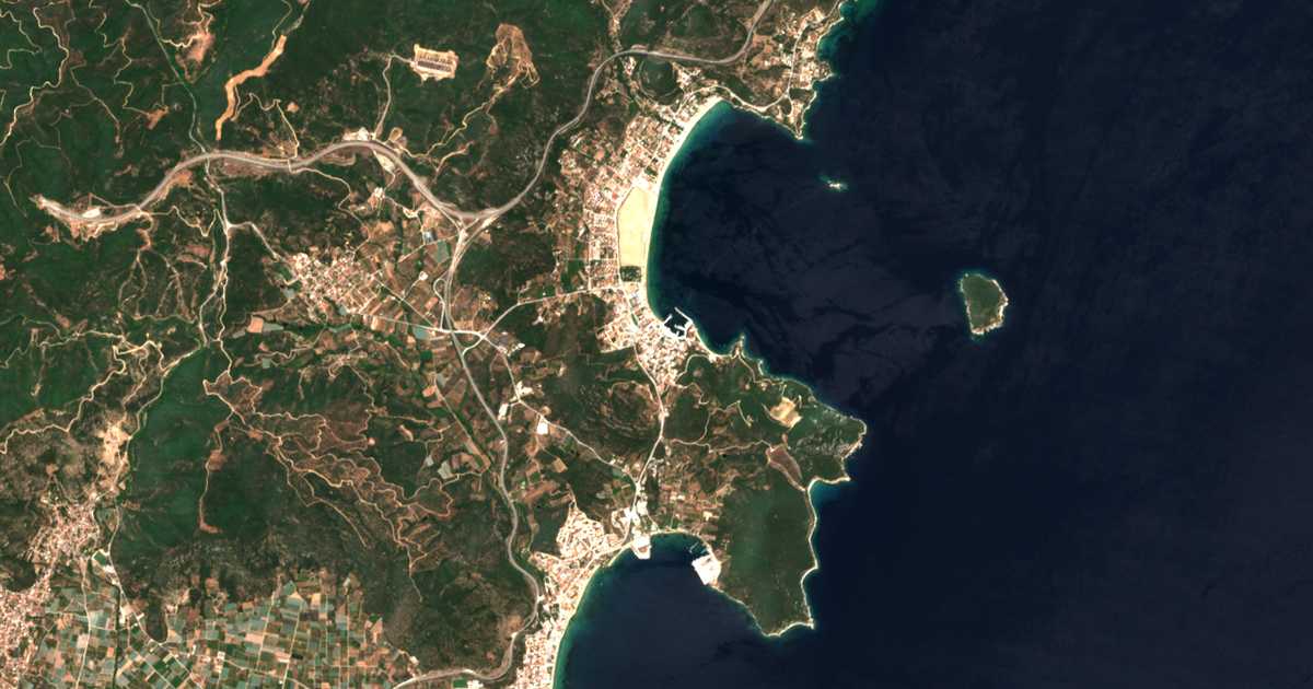 Satellitenkarte von Néa Iraklítsa