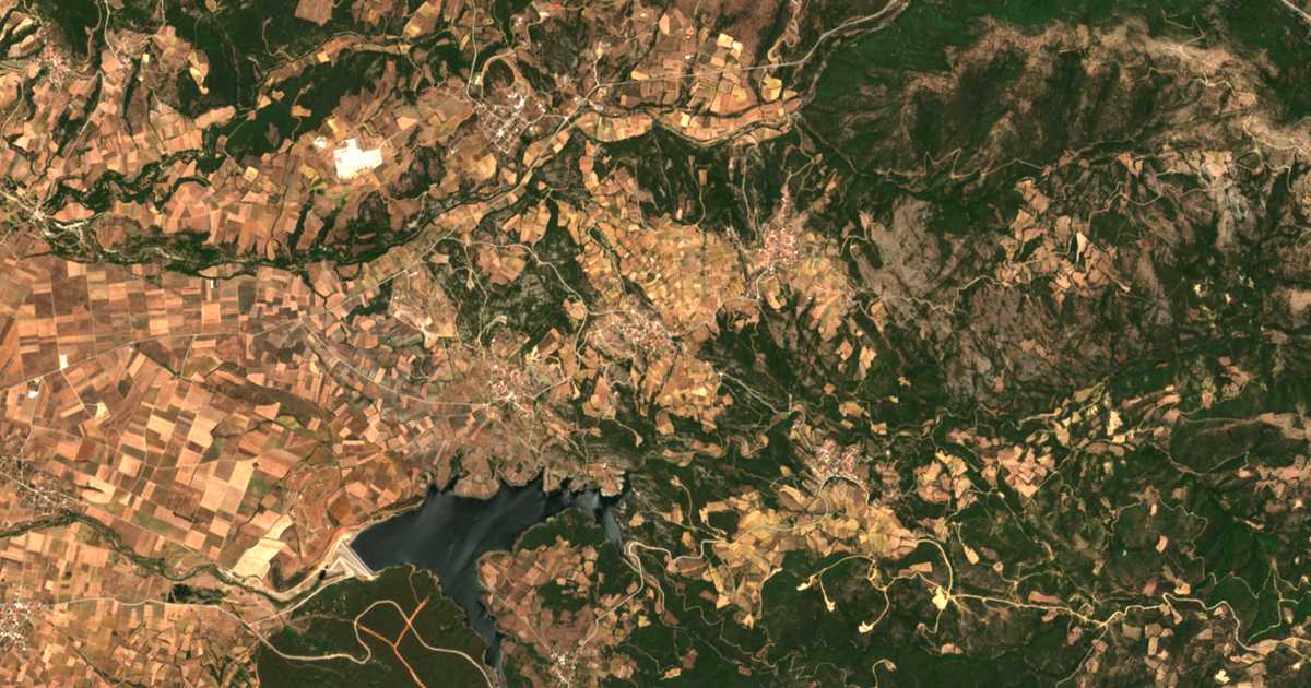 Satellitenkarte von Agiochórion