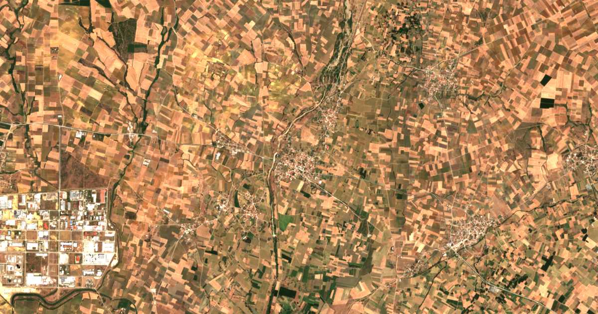 Satellitenkarte von Áratos