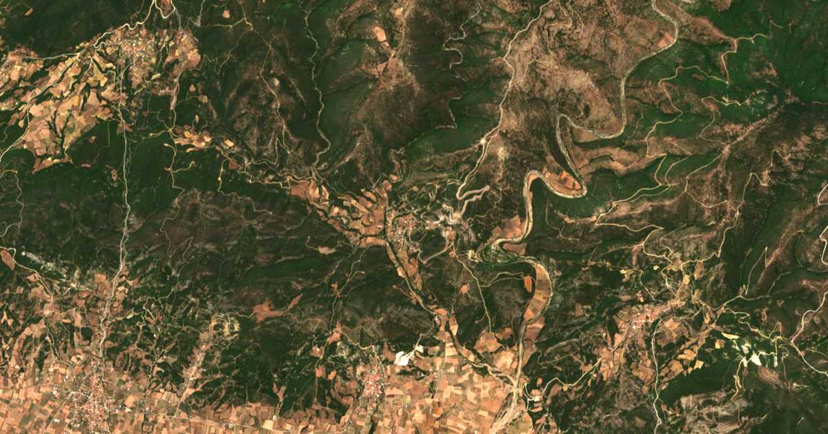 Satellitenkarte von Darméni
