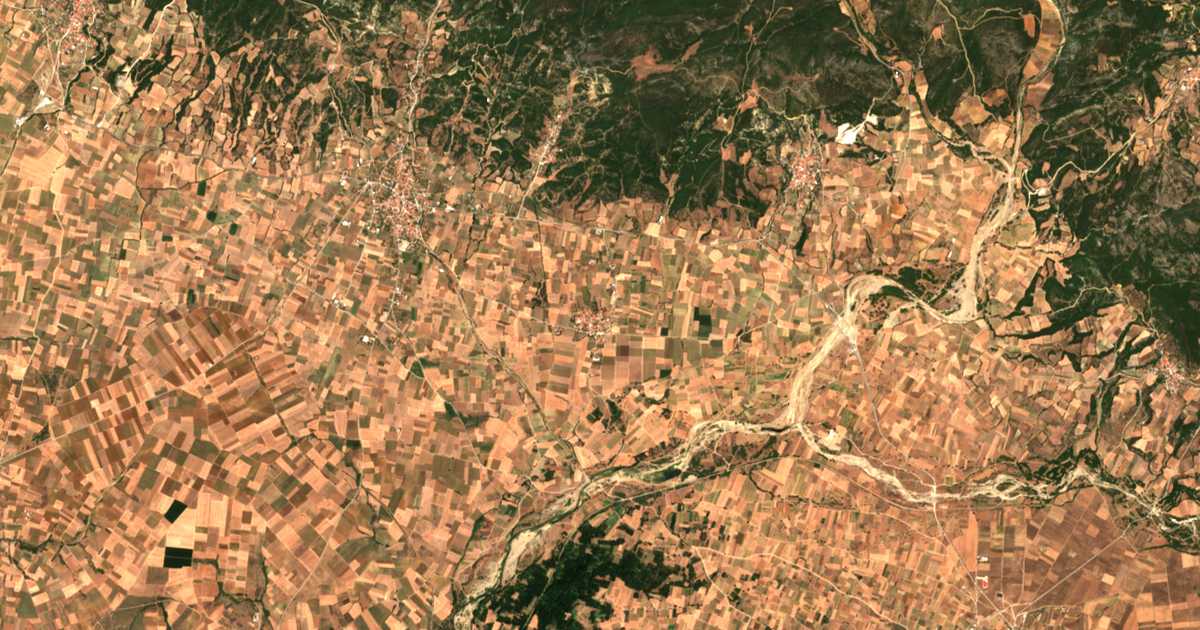 Satellitenkarte von Deiliná