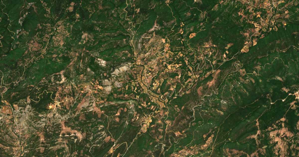 Satellitenkarte von Drými