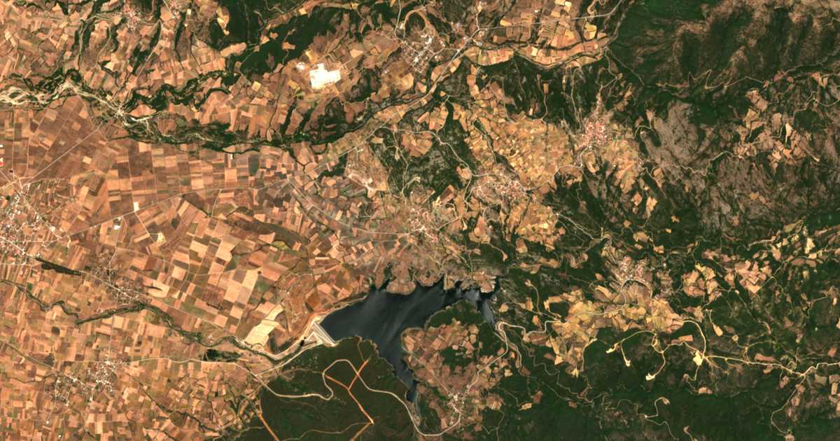Satellitenkarte von Ípion