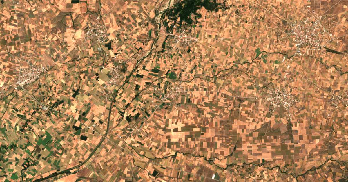 Satellitenkarte von Mikrón Pistón