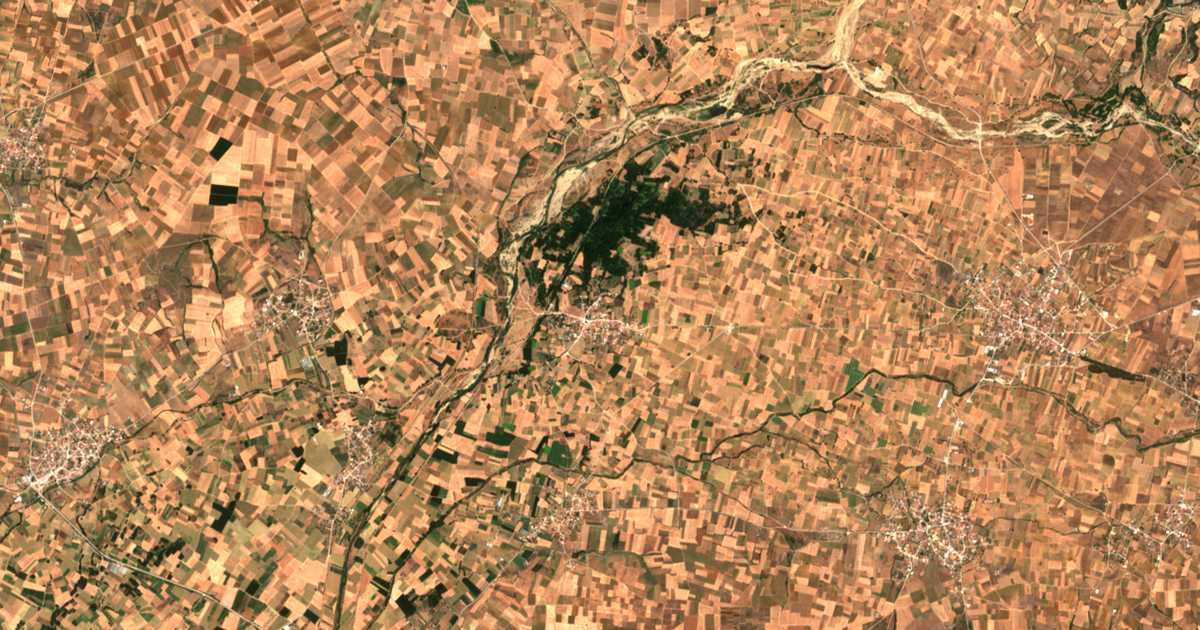 Satellitenkarte von Mýstakas
