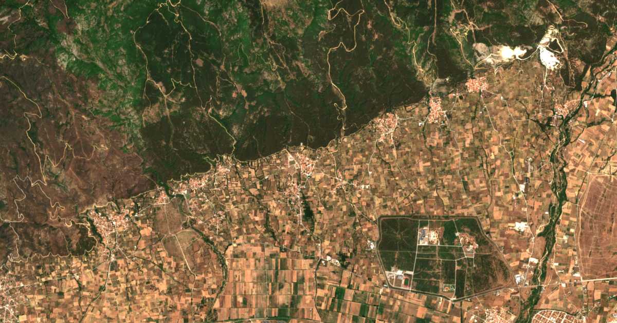Satellitenkarte von Asómatoi