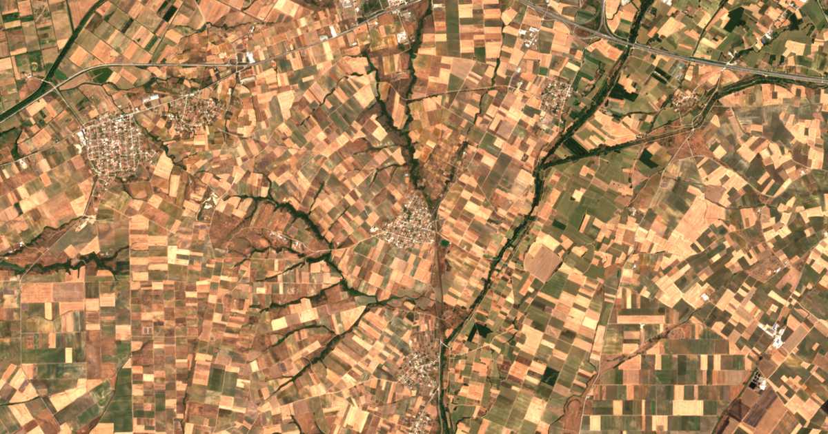 Satellitenkarte von Paradimí