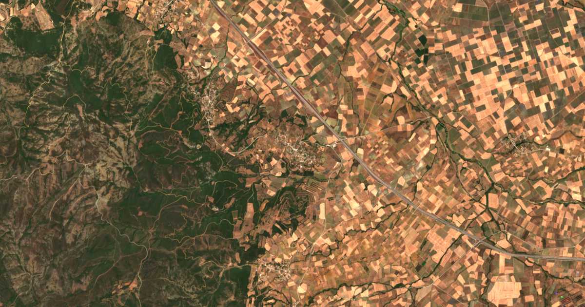 Satellitenkarte von Dióni
