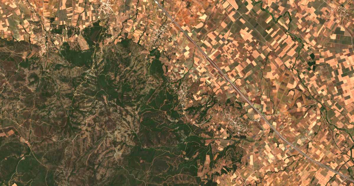 Satellitenkarte von Strými