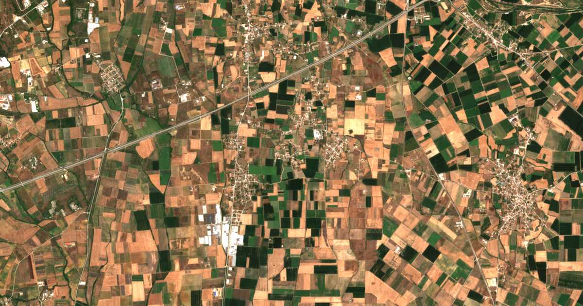 Satellitenkarte von Alkyóni