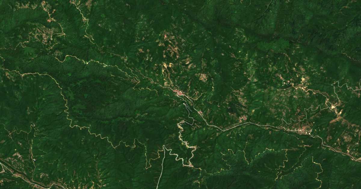 Satellitenkarte von Áno Thérmai