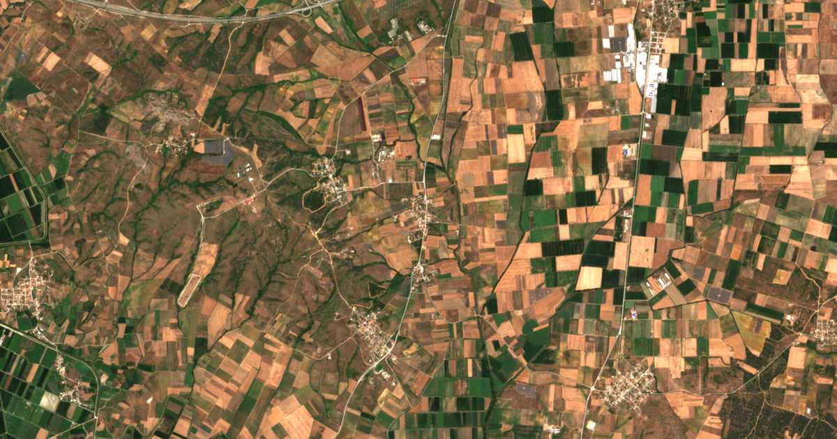 Satellitenkarte von Gkizéla