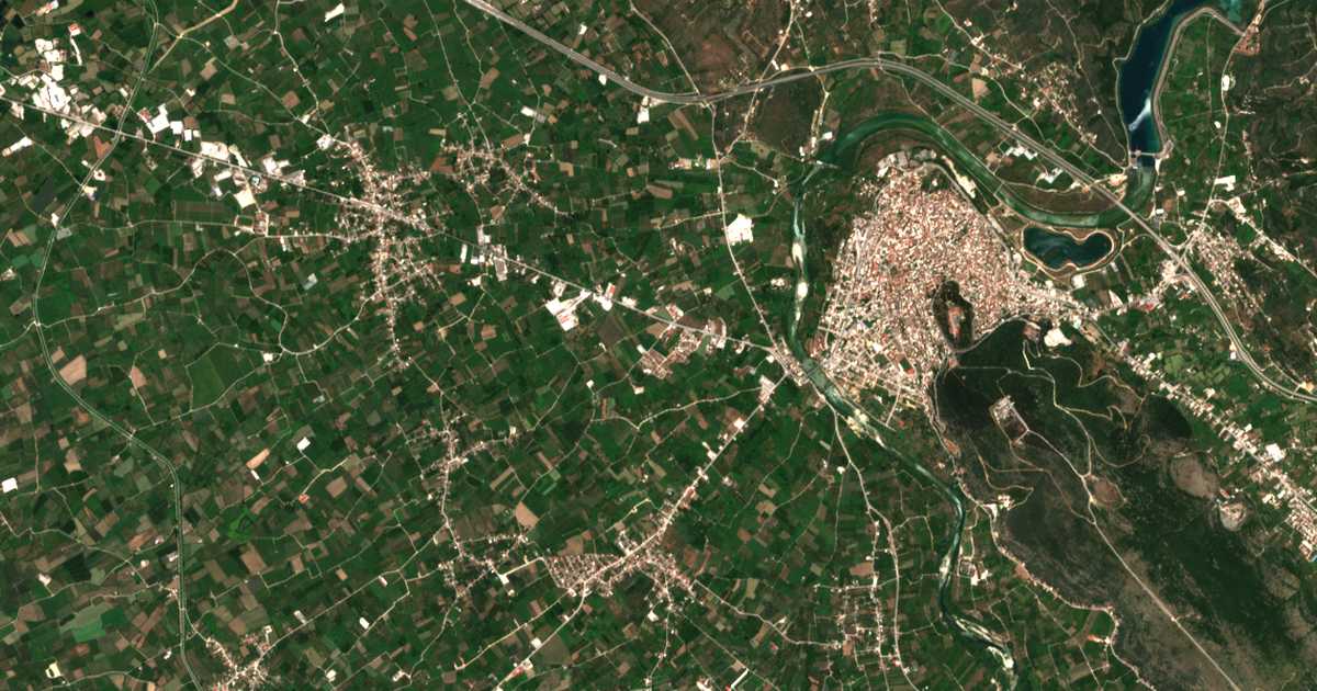 Satellitenkarte von Eleoúsa