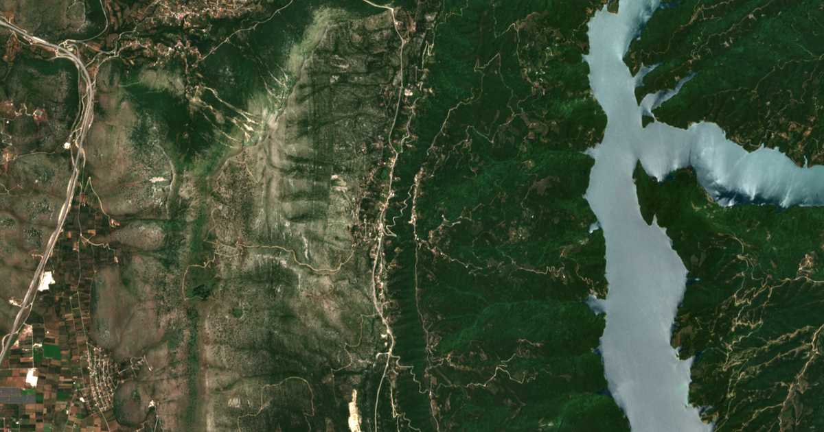 Satellitenkarte von Korfovoúnion