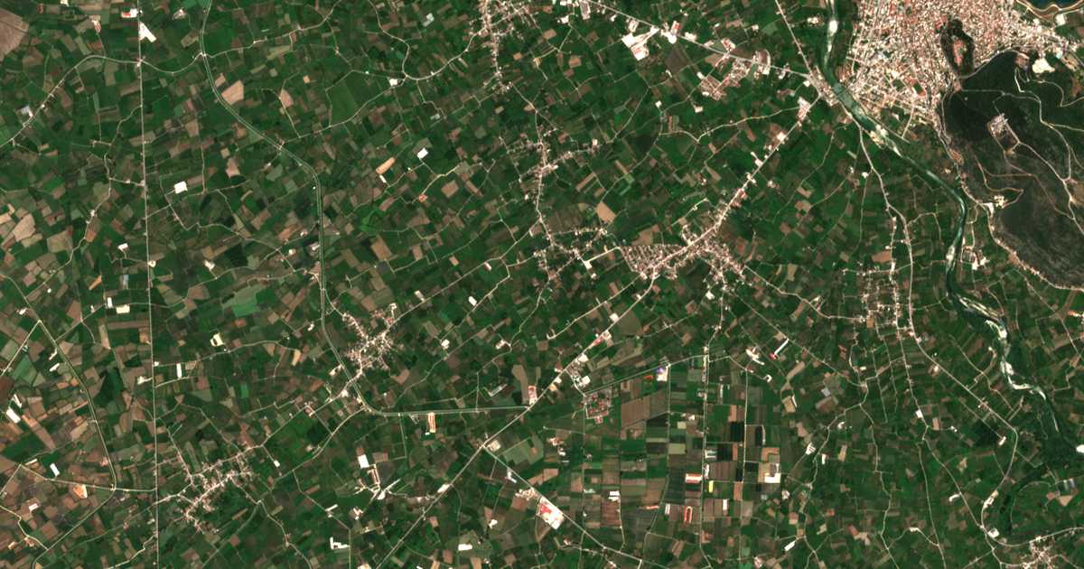 Satellitenkarte von Plisioí