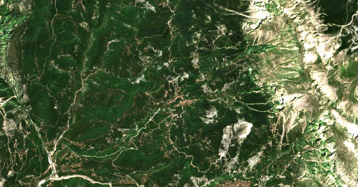 Satellitenkarte von Agnanta